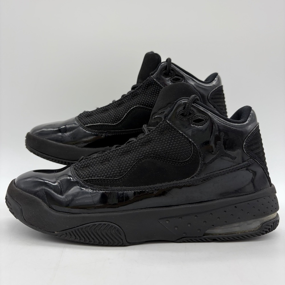 Nike Air Jordan Youth 7Y Sneakers Max Aura 2 Triple Black Athletic CN8094-005